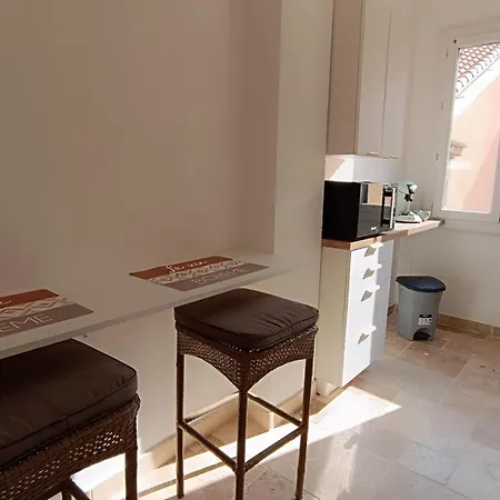 Apartment Studio Coquet Proche Gare Patio